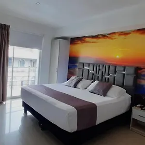 3* Hotel Granada Loft
